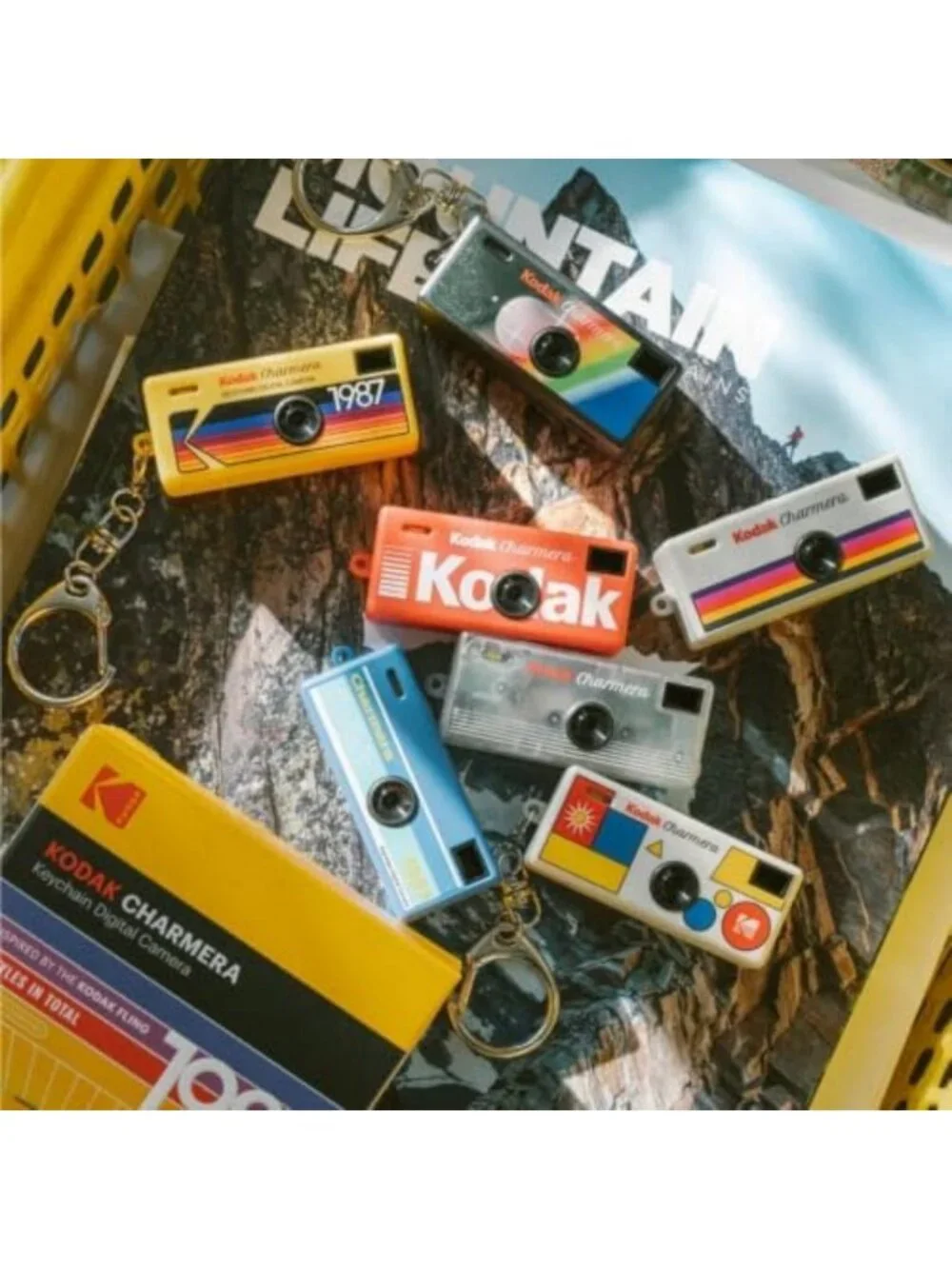 Mini Digital Camera Keychain Blind Box - 1.6MP, Video Recording, Bag Charm for